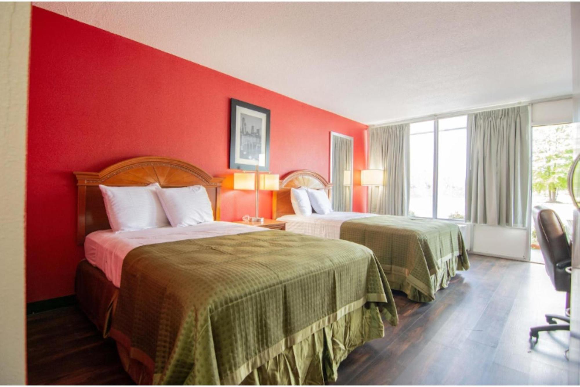& By Oyo Hwy 29 Hotel 3*
